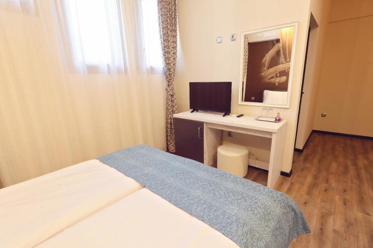 באילה אונו מאי Dezire Guesthouse מראה חיצוני תמונה